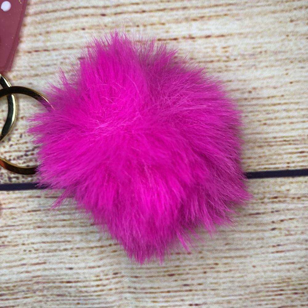 Pink Hello Kitty Keychain - Picture 5 of 6